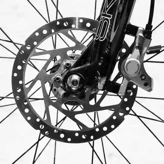 CNC加工自行車零件，鋁合金精密加工應用於自行車結構與傳動系統