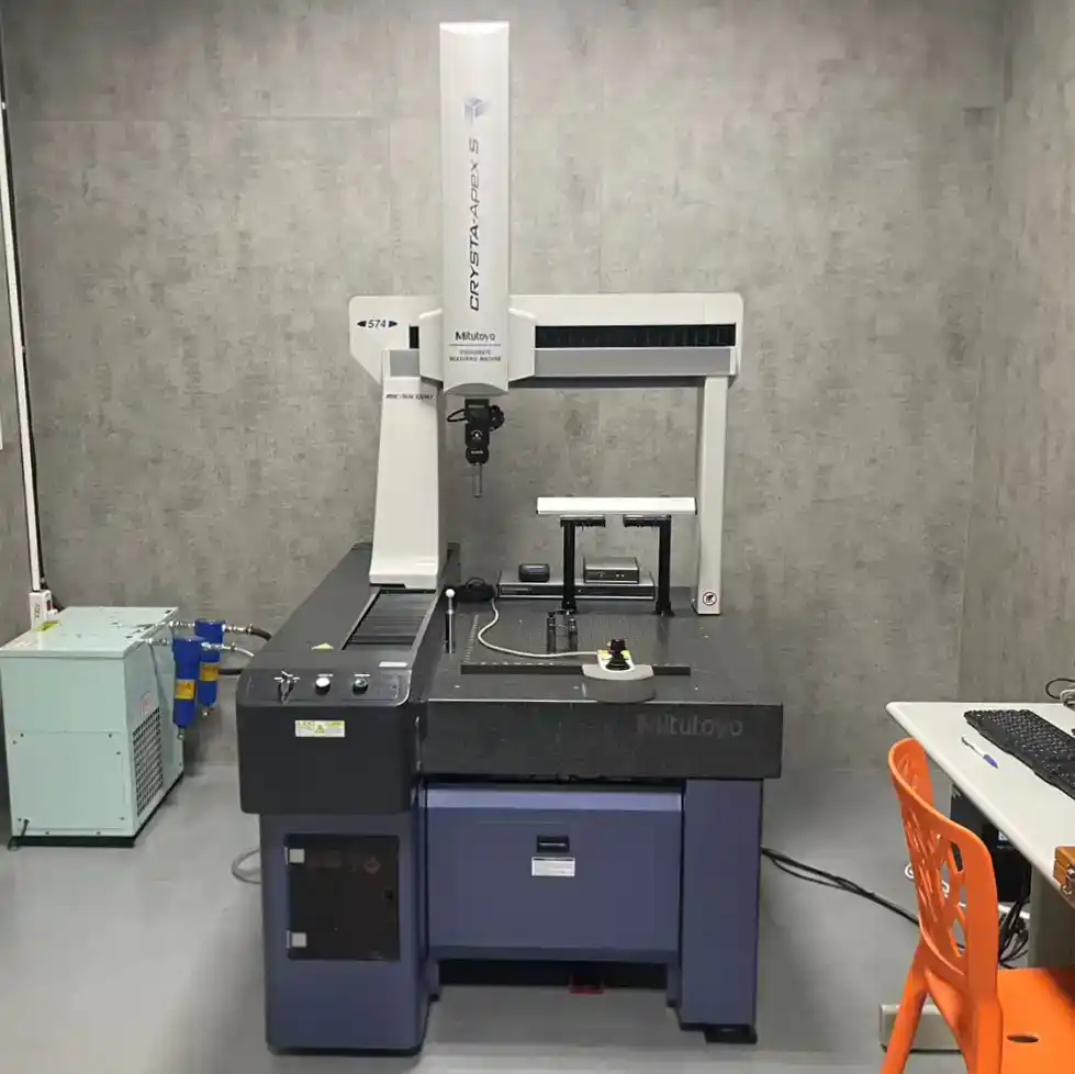 Mitutoyo三次元座標測量儀(CMM)用於高精度尺寸與幾何公差檢測